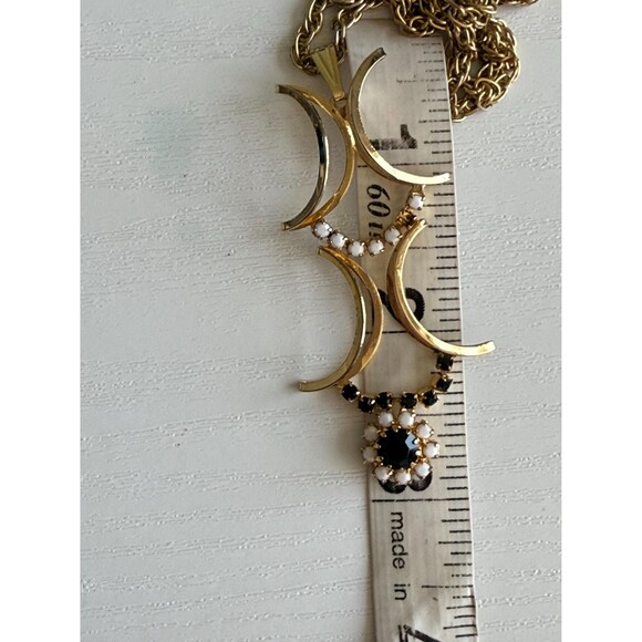 Vintage Art Deco Influence Gold tone Pendant and Chain Geometric Design Necklace - Picture 8 of 11